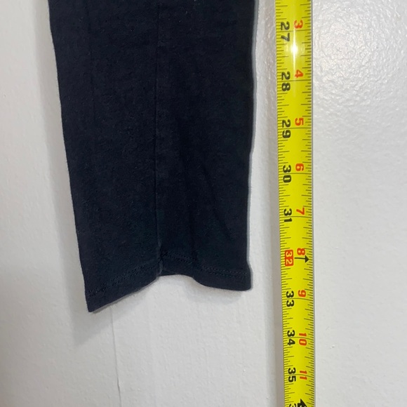 🌙Cute staple piece Black PINK Leggings! - Picture 4 of 7